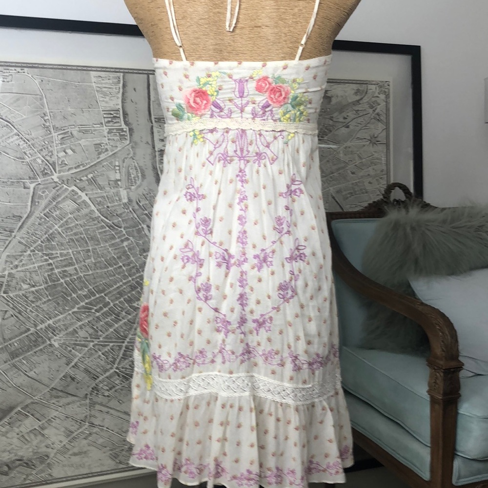 Vintage Johnny Was Los Angeles Boho embroidered dress. Perfect for festivals🤩☀️ - Picture 2 of 8